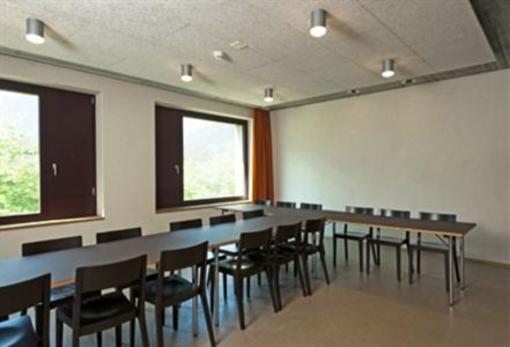 фото отеля Youthhostel Interlaken Ost