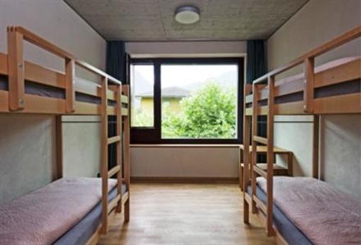 фото отеля Youthhostel Interlaken Ost