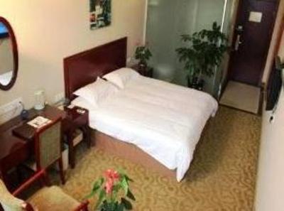 фото отеля GreenTree Inn Hefei Xiyou Road