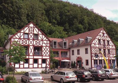 фото отеля Behringers Freizeit & Tagungshotel Gossweinstein