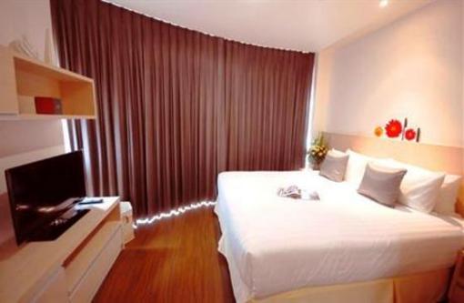 фото отеля Park Village Serviced Suites