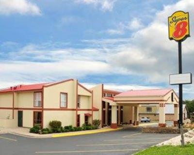 фото отеля Super 8 Hotel Kerrville