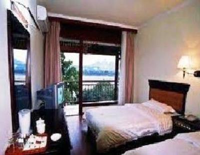 фото отеля Yangshuo Huaqiao Hotel