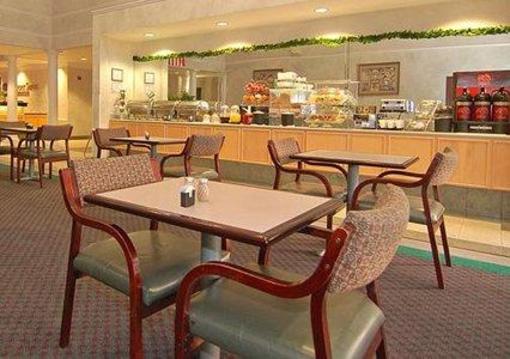 фото отеля Comfort Suites La Porte