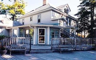 фото отеля The Sawyer House Bed & Breakfast