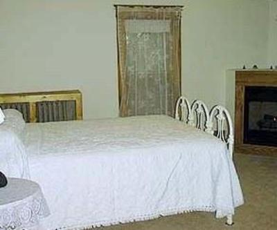 фото отеля The Sawyer House Bed & Breakfast