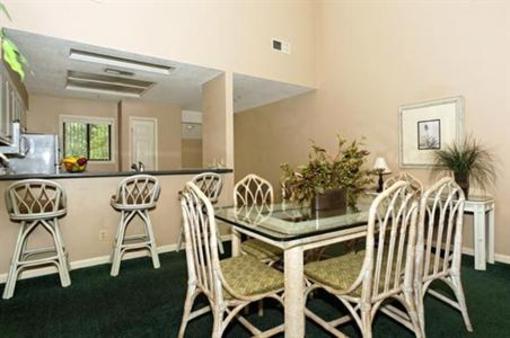 фото отеля Spinnaker Townhomes Hilton Head Island