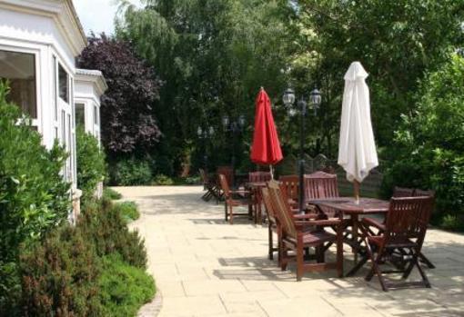 фото отеля Woodlands Hotel
