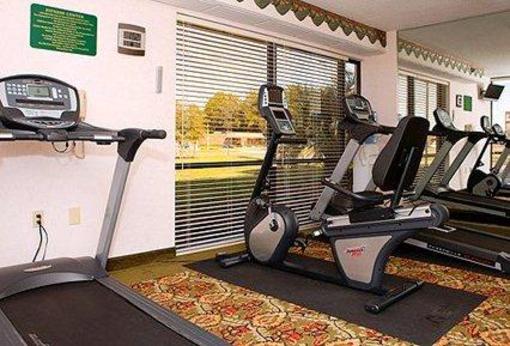 фото отеля Quality Inn Saraland