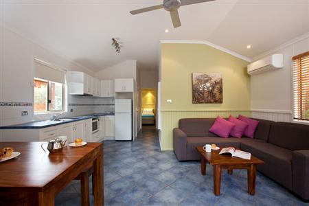 фото отеля Ocean Beach Resort and Holiday Park