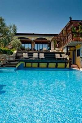 фото отеля Kallisti Apart Hotel