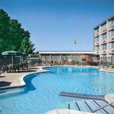 фото отеля Holiday Inn South Kingstown
