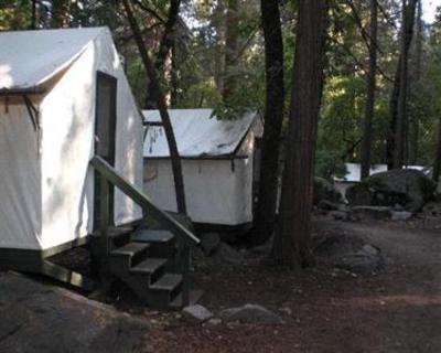 фото отеля Housekeeping Camp Yosemite National Park
