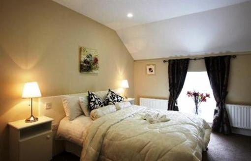фото отеля Liffey Valley House Hotel