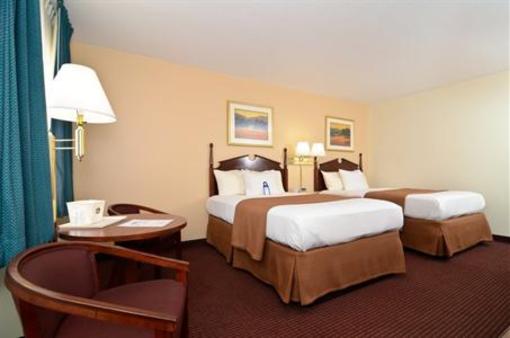 фото отеля Best Western Raintree Inn Effingham