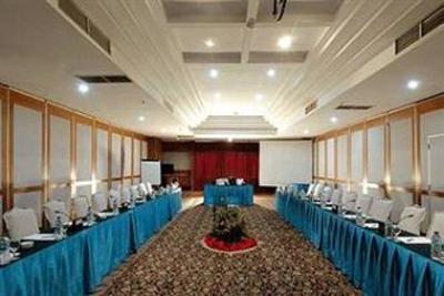 фото отеля Soechi International Hotel