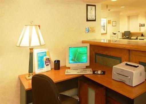 фото отеля Comfort Inn Arlington Boulevard Falls Church