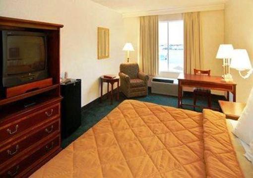 фото отеля Comfort Inn Arlington Boulevard Falls Church