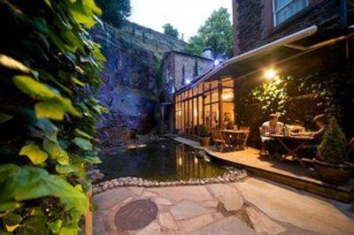 фото отеля Hotel Isaacs Cork