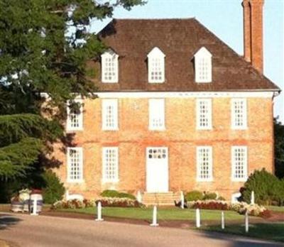 фото отеля The Historic Powhatan Resort