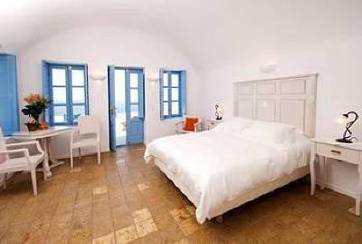 фото отеля Pantelia Suites