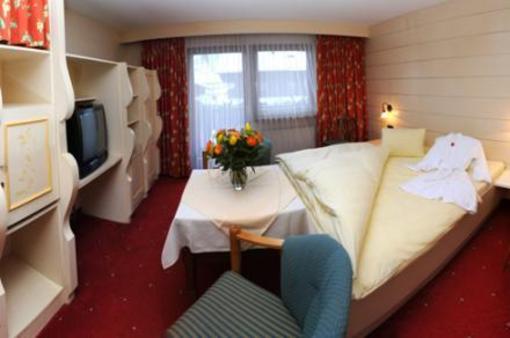 фото отеля Hotel Garni And Appartements Ilgerhof Walchsee