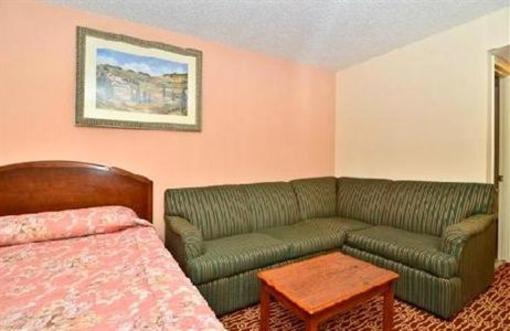 фото отеля Econo Lodge Colonial Heights