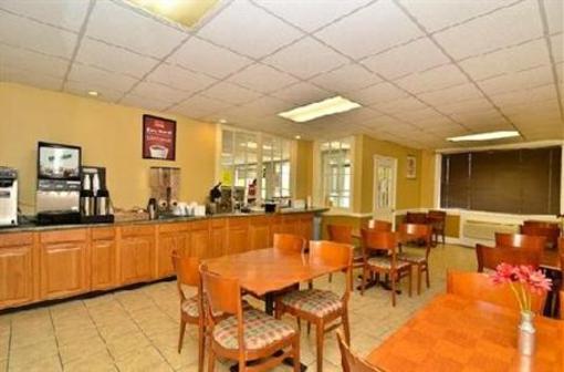 фото отеля Econo Lodge Colonial Heights
