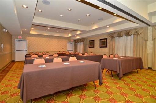 фото отеля BEST WESTERN PLUS Monica Royale Inn & Suites