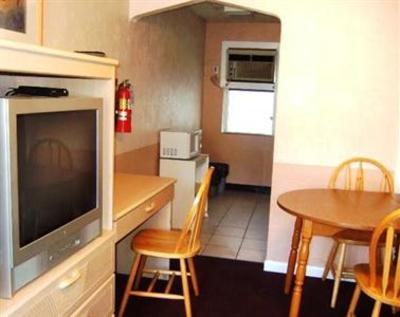 фото отеля Royal Court Motel