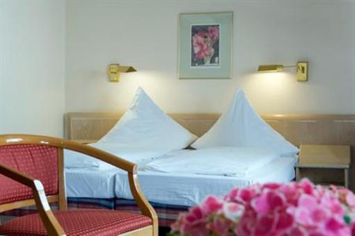 фото отеля Hotel zur Muehle Buxtehude