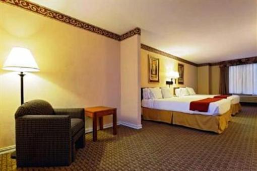 фото отеля Holiday Inn Express & Suites