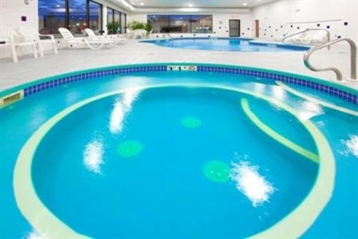фото отеля Holiday Inn Express Hotel & Suites Elkins
