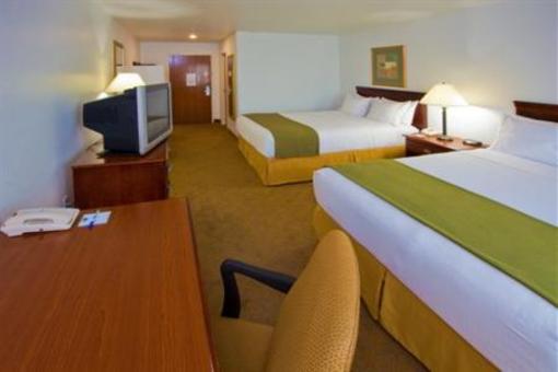 фото отеля Holiday Inn Express Hotel & Suites Elkins