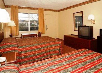 фото отеля Econo Lodge West Gainesville