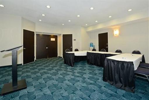 фото отеля Holiday Inn Express Fishkill