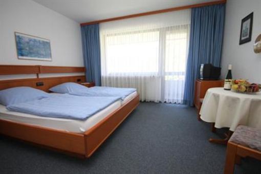 фото отеля Hotel Weinhaus Klasen Cochem