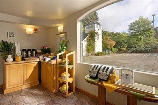 фото отеля Lexington Inn San Luis Obispo