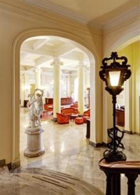 фото отеля Grand Hotel et Des Palmes