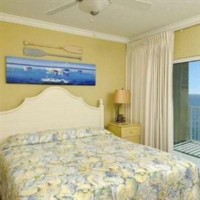 фото отеля ResortQuest Rentals at The Caribe Resort