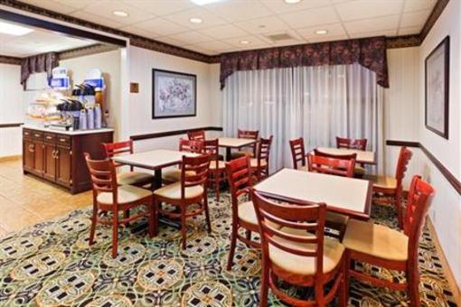 фото отеля Holiday Inn Express Middlesboro