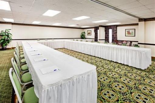 фото отеля Holiday Inn Express Middlesboro