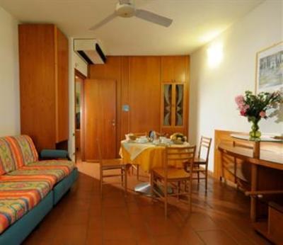 фото отеля Residence Riva Degli Etruschi