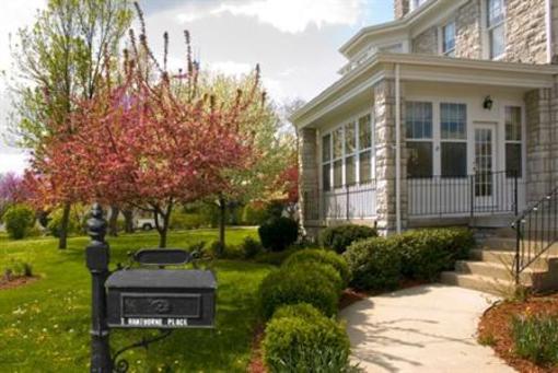 фото отеля Hawthorn - A Bed & Breakfast
