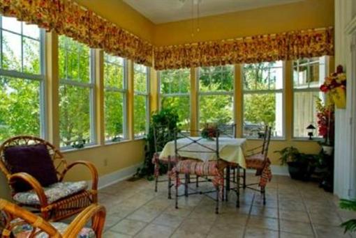 фото отеля Hawthorn - A Bed & Breakfast
