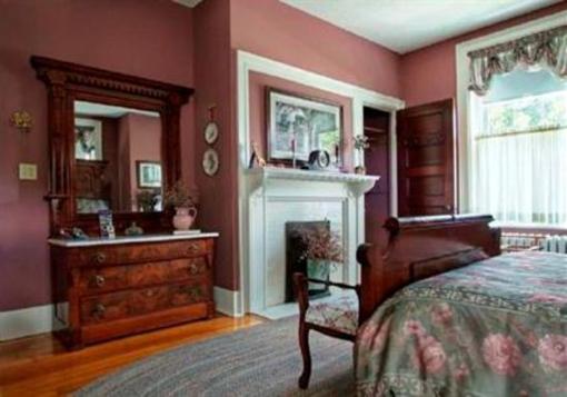 фото отеля Hawthorn - A Bed & Breakfast