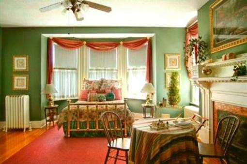 фото отеля Hawthorn - A Bed & Breakfast