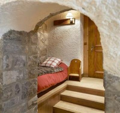 фото отеля Les Chalets de la Serraz