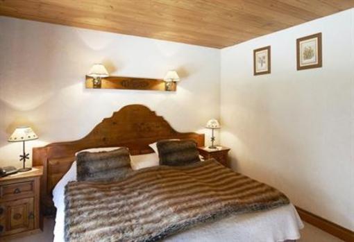 фото отеля Les Chalets de la Serraz