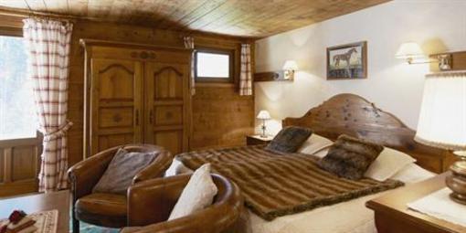 фото отеля Les Chalets de la Serraz